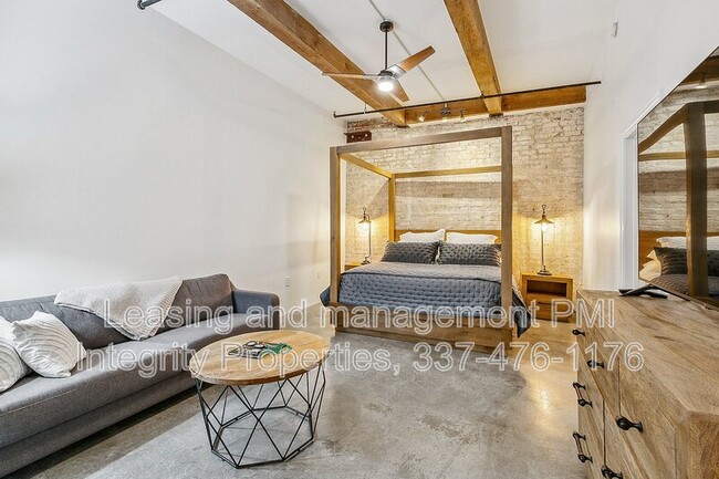 Photo - 825 Lafayette St Unidad #4