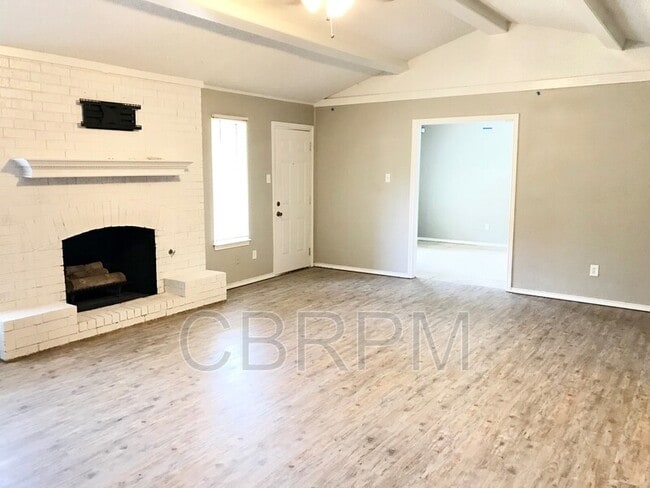 Photo - 8606 Geneva Ave