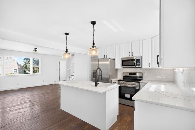 11 Stratfield Pl