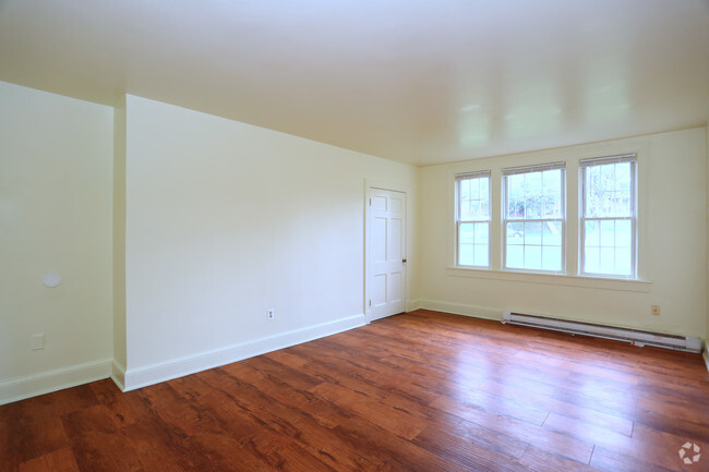 HH Marble Hall Gardens Apartments For Rent in Baltimore, MD | ForRent.com