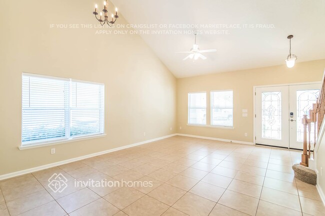 Photo - 5698 Alamosa Cir
