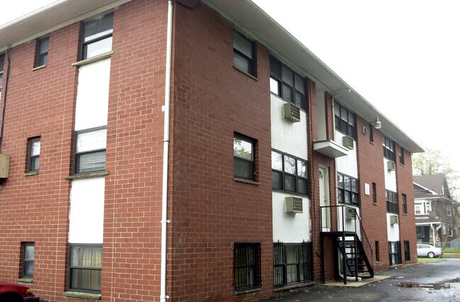 Photo - Greenwood Manor