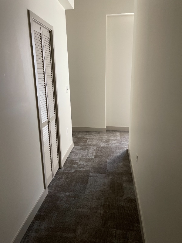 Building Photo - 1417 W9th St Rental