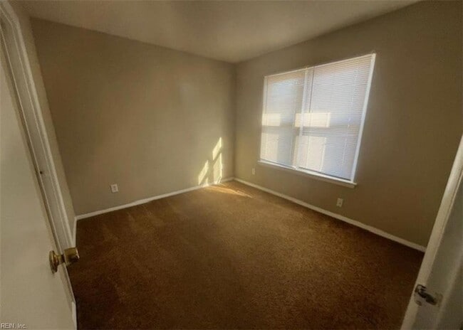 Photo - 831 Armistine Ct