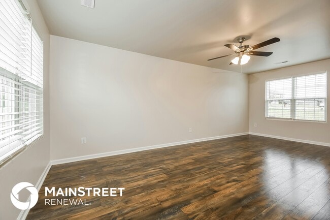 Photo - 828 Brentwood Pk Ln