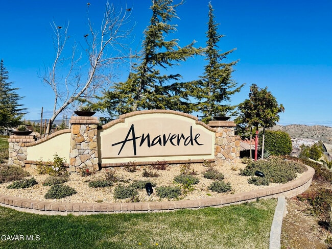 Photo - 2306 Cornflower Way
