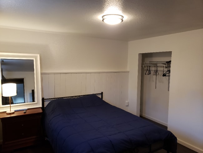 Photo - 825 Tilden Ave