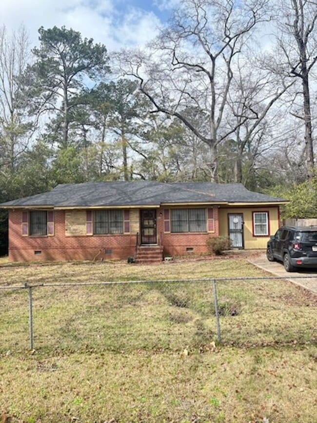 Charming 3-Bedroom Rental Home in Prime Co... - Charming 3-Bedroom Rental Home in Prime Co...