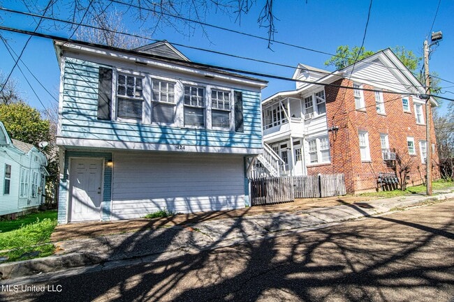 Photo - 424 Barksdale St