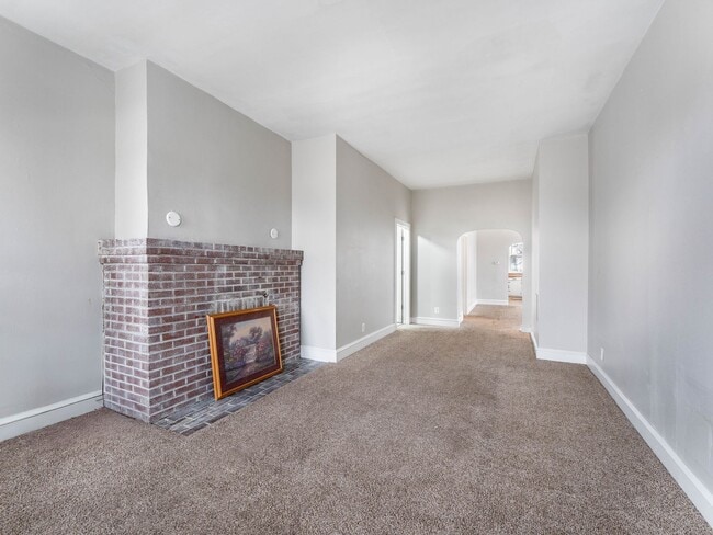 Photo - Newly Upgraded Duplex Unit for Rent – Modern Kitchen & Bathroom | Gloucester, NJ