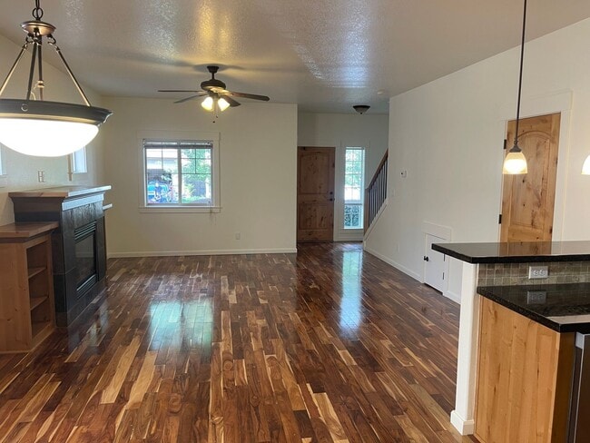 Photo - 2722 NE 88th Pl