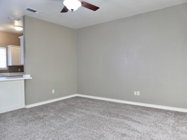 Photo - 1103 SW 2nd St