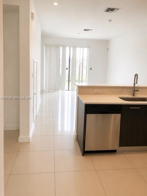 1370 NW 34th Way