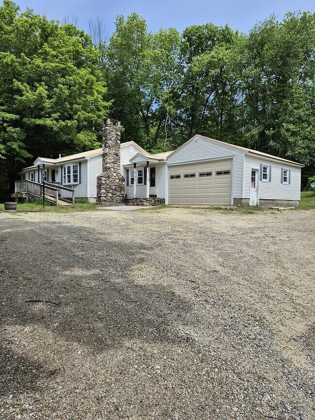 Photo - 120 Second Crown Point Rd
