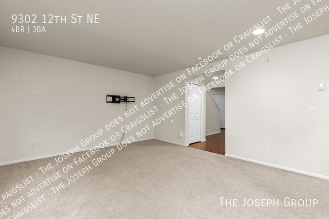 Photo - 9302 12th St NE