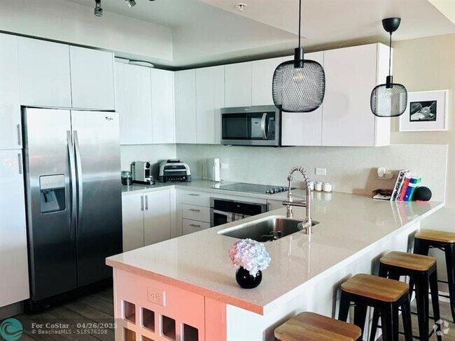 Building Photo - 999 SW 1st Ave Unit 3313 Rental