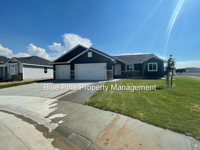 Photo - 1924 Harrington Cir