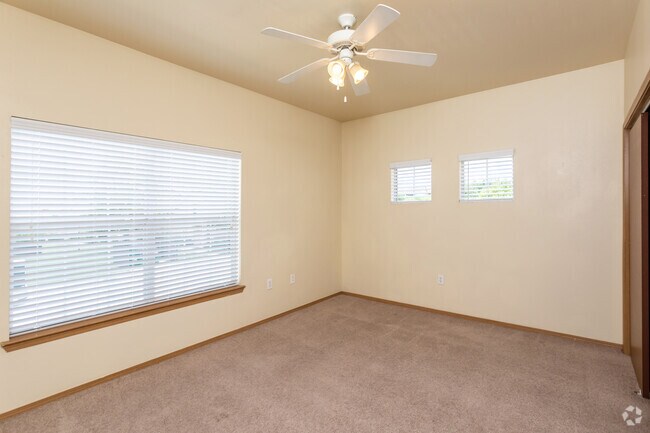 2BR, 1.5BA - 1043SF "Topaz" Bedroom