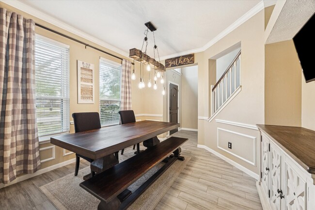 Photo - 1802 Valero St