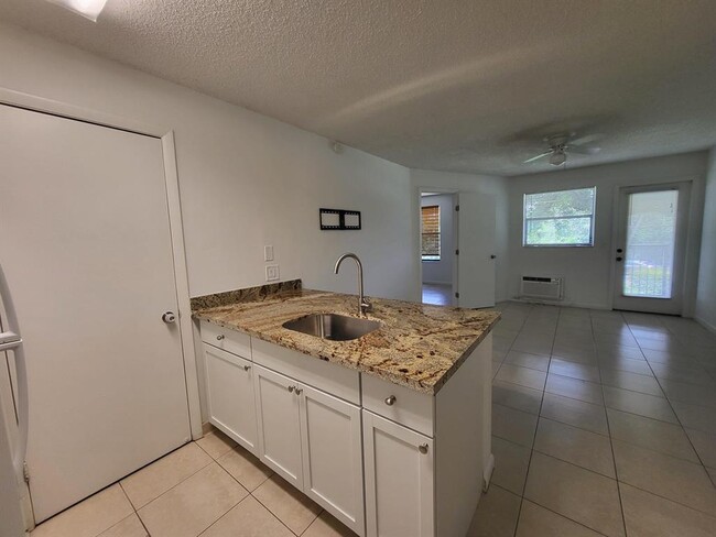 Photo - 4581 W McNab Rd