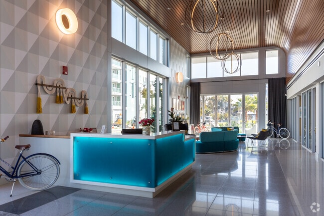 Centro de arrendamiento - Neptune Marina