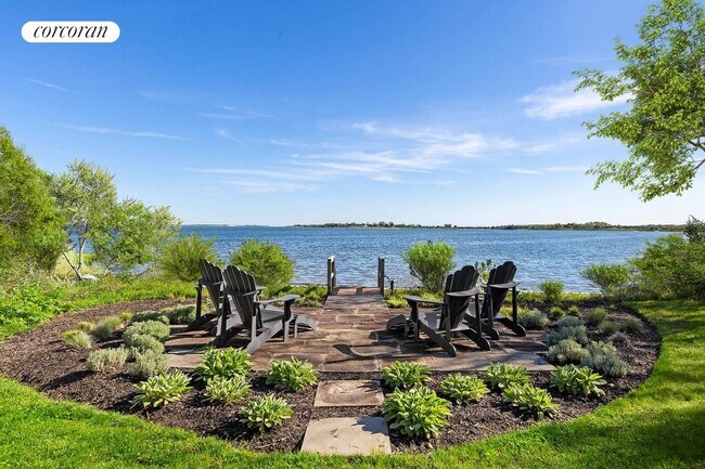 Photo - 66 Evergreen Ave