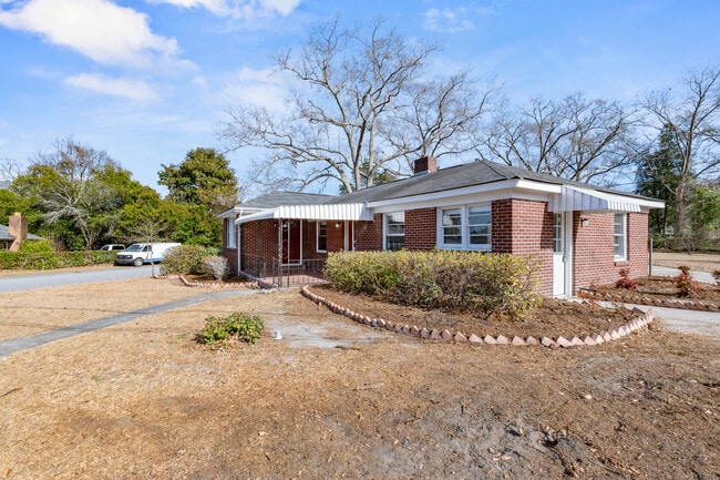 Photo - 409 Wilkes Rd