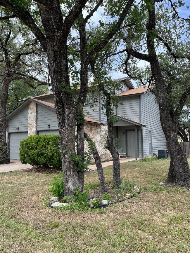 Building Photo - 12609 Tree Line Dr Rental