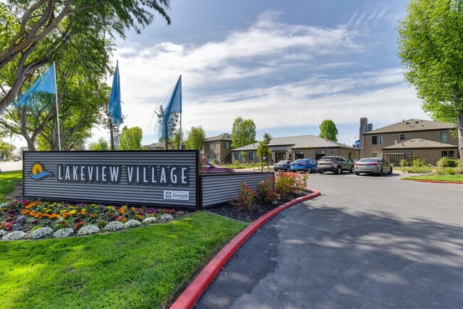 Lakeview Village