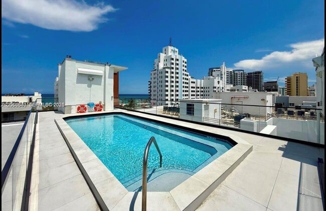 Photo - 4122 Collins Ave Unidad 6A