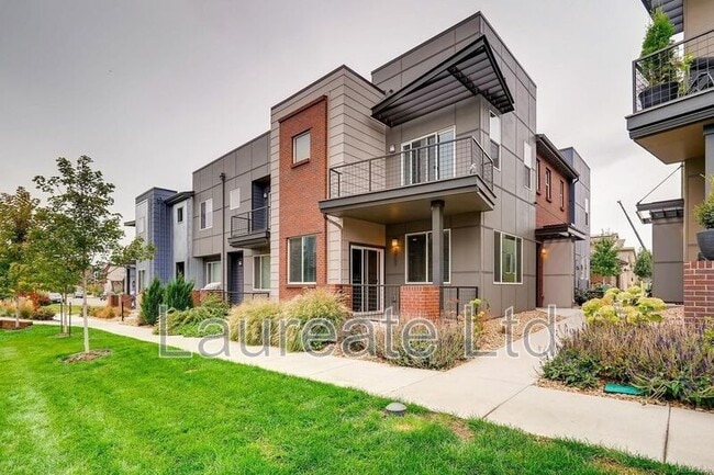 Building Photo - 2069 W 67th Pl