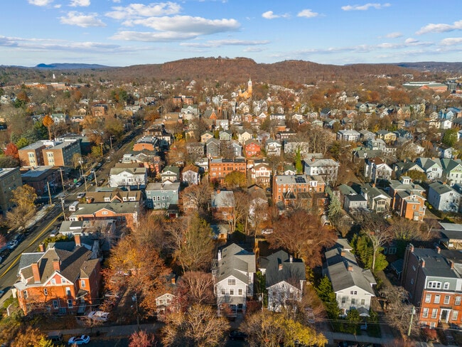 Photo - 35 Eld St Unit 3