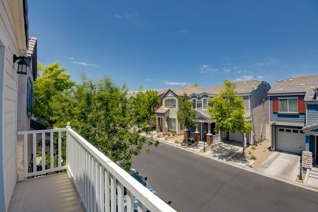 Photo - 1713 Bamboo Rain Ave