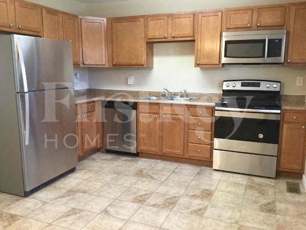 Photo - 11428 Framingham Dr