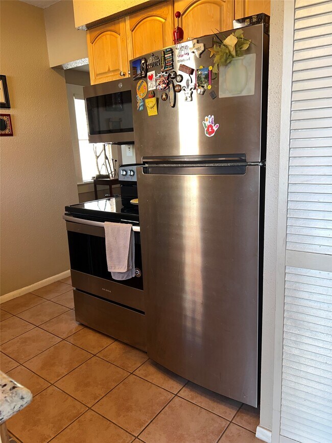 Photo - 1505 Rosewood St Unit A