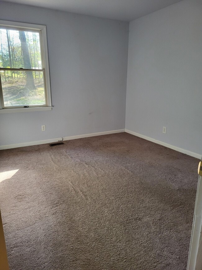 bedroom - 5336 Charles Ave