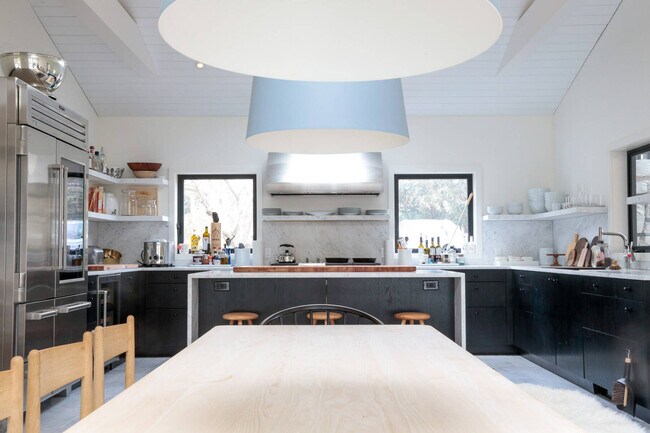 Photo - 195 Kings Point Rd