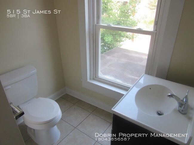 Photo - 515 St James St