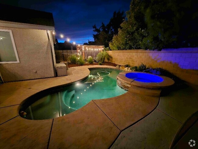 Building Photo - 2842 Flora Springs Way Rental