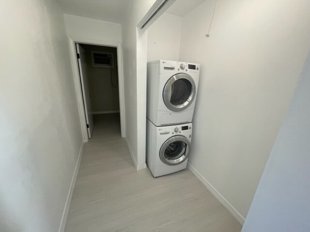 Washer and Dryer - 4991 SW 27th Ave Unidad C