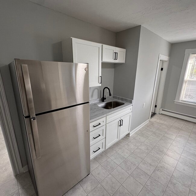Photo - 77 Oak St Unit 2