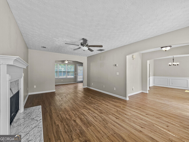 80 Forest Brook Dr