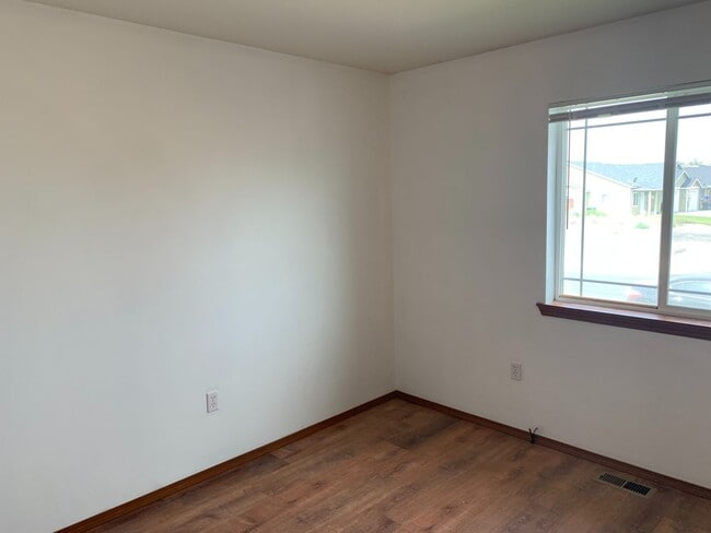 Photo - 1013 N Pierce Dr Unit Apt B