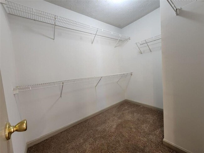 Photo - 424 Village Bluff Dr