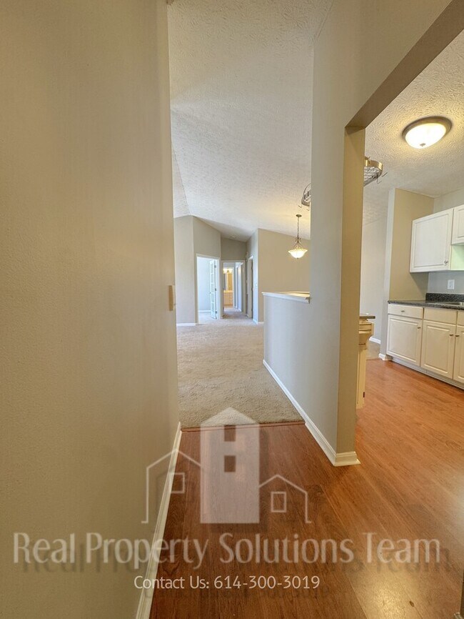 Photo - Beautiful 2 Bedroom Condo Unidad 208