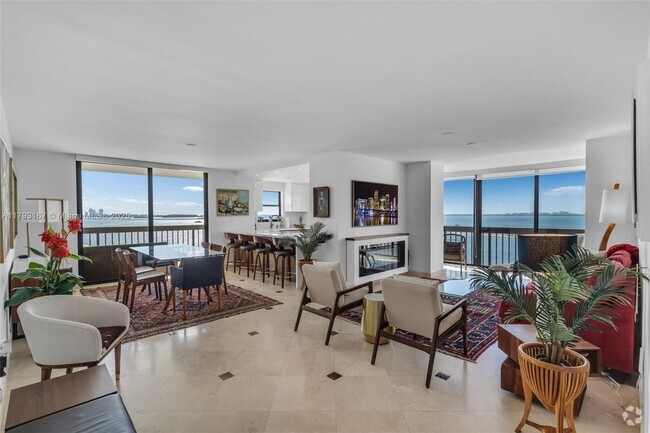 Building Photo - 2333 Brickell Ave Unit 1401 Rental