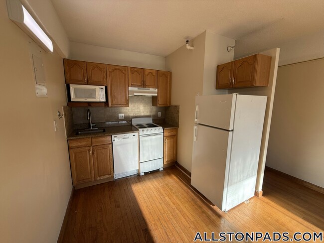 Photo - 1110 Commonwealth Ave Apartment Unit 211