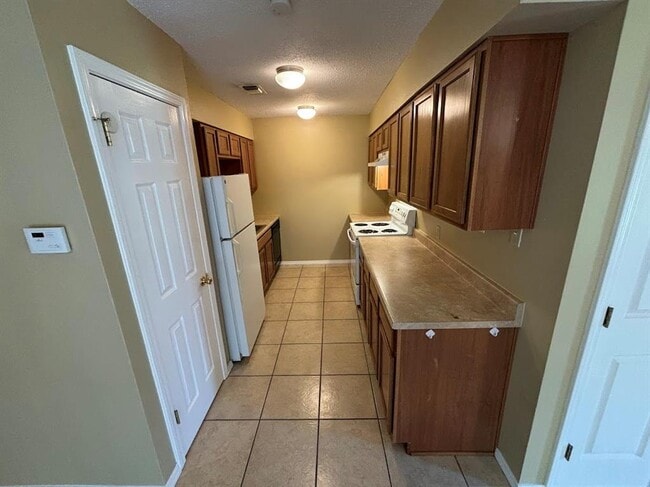 Photo - 417 Live Oak St