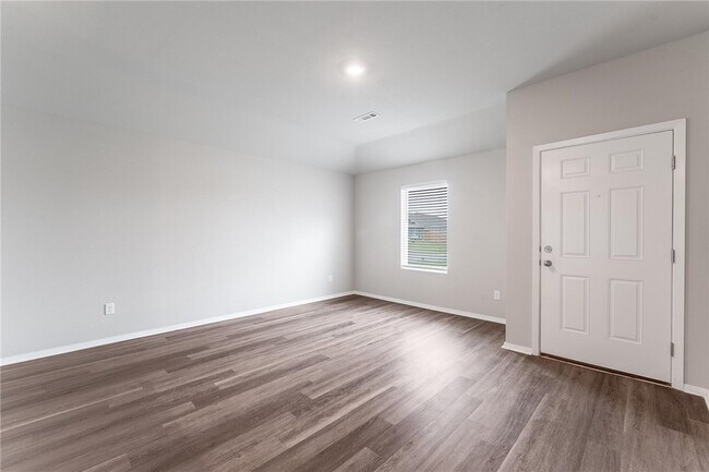 Photo - 3604 N Hariet Dr