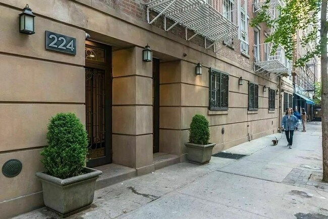 Photo - 224 Sullivan St Unidad E1